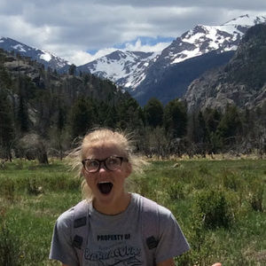 Meet your Posher, Olivia